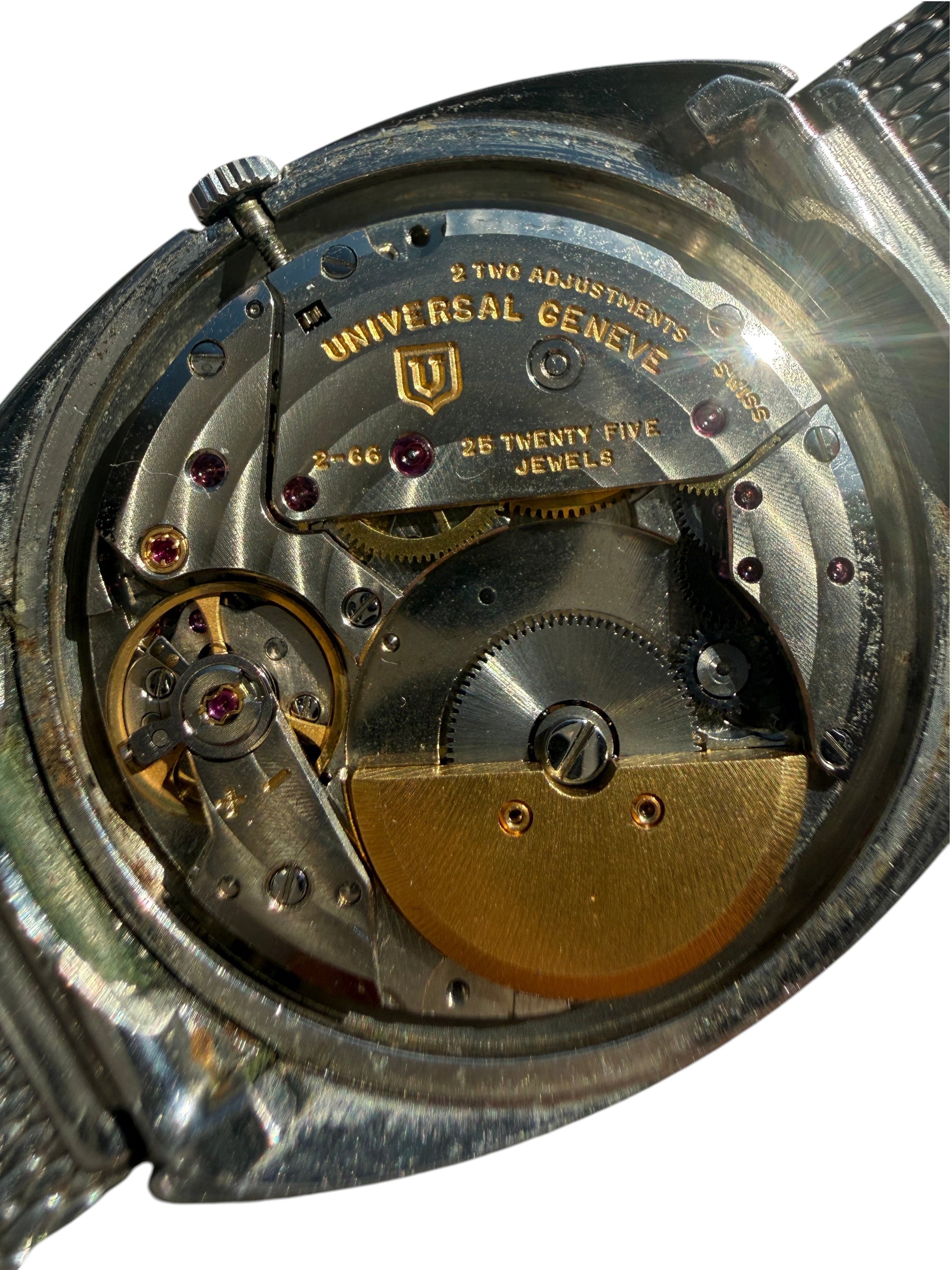 Universal Geneve White Shadow