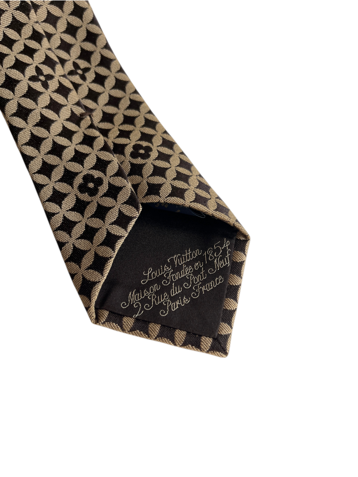 Cravate Louis Vuitton X Nigo Dandy marron et beige avec motif monogramme, vendue par vinqo.store