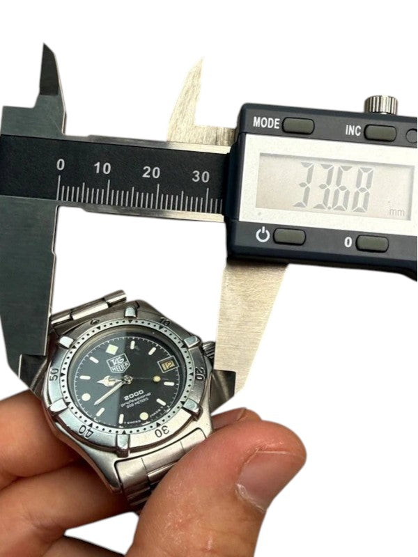 Montre Tag Heuer Série 2000