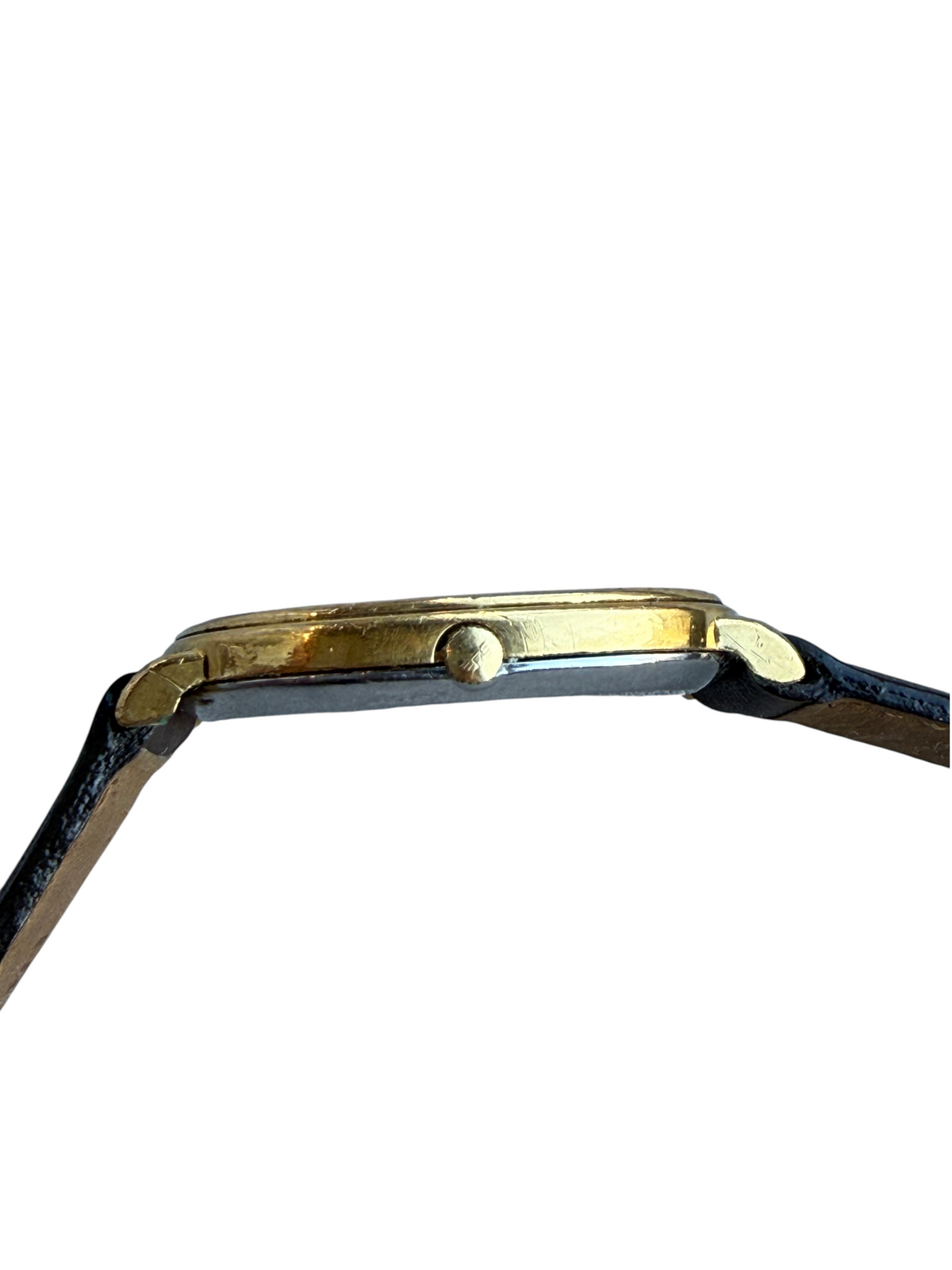 Profil de la montre vintage vinqo.store Longines tonneau plaquée or avec bracelet en cuir noir