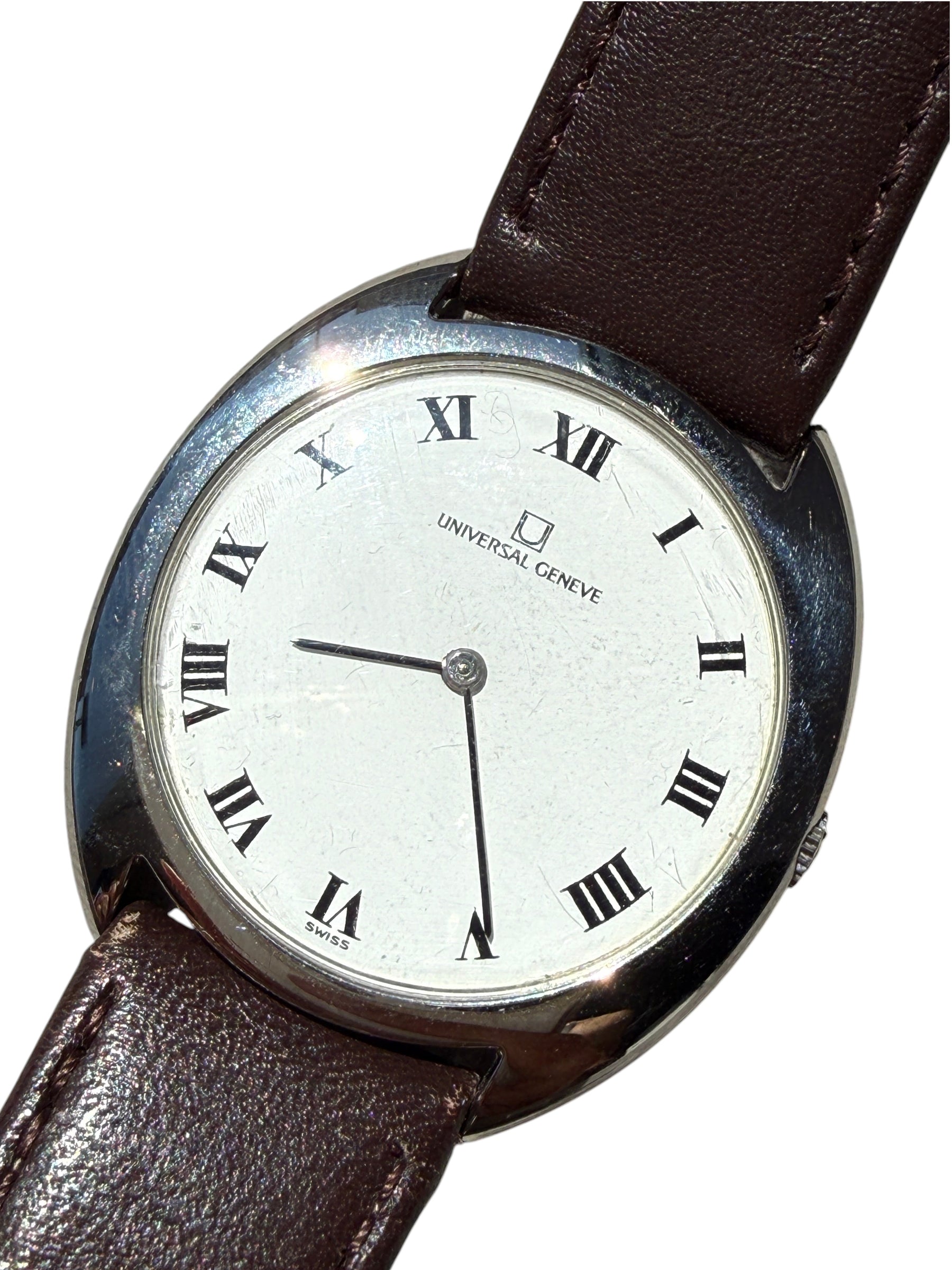 Montre Universal Genève C-Shape